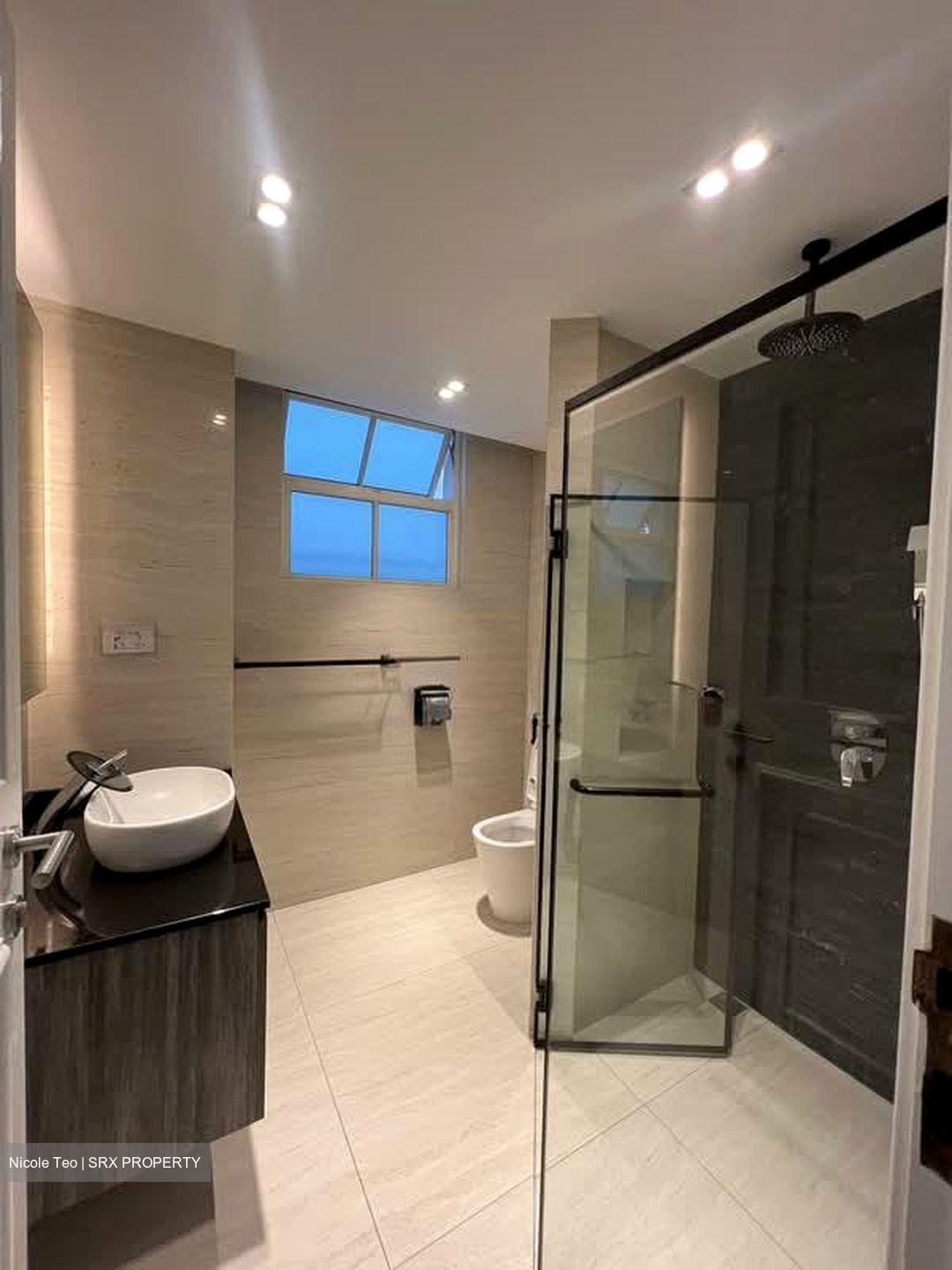 Kew Crescent (D16), Terrace #588303591